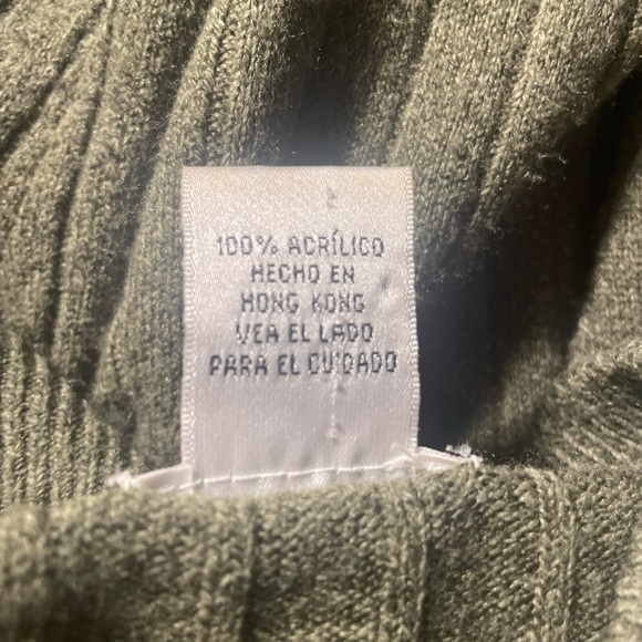 Geoffrey Beene Olive Crewneck Sweater - Picture 6 of 7